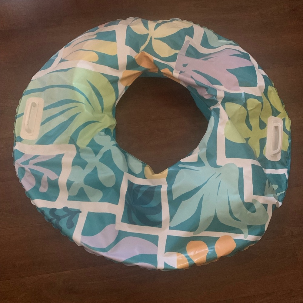 37” Target Giant Inflatable Fun Summer Beach Swim Float With Both Side Handles